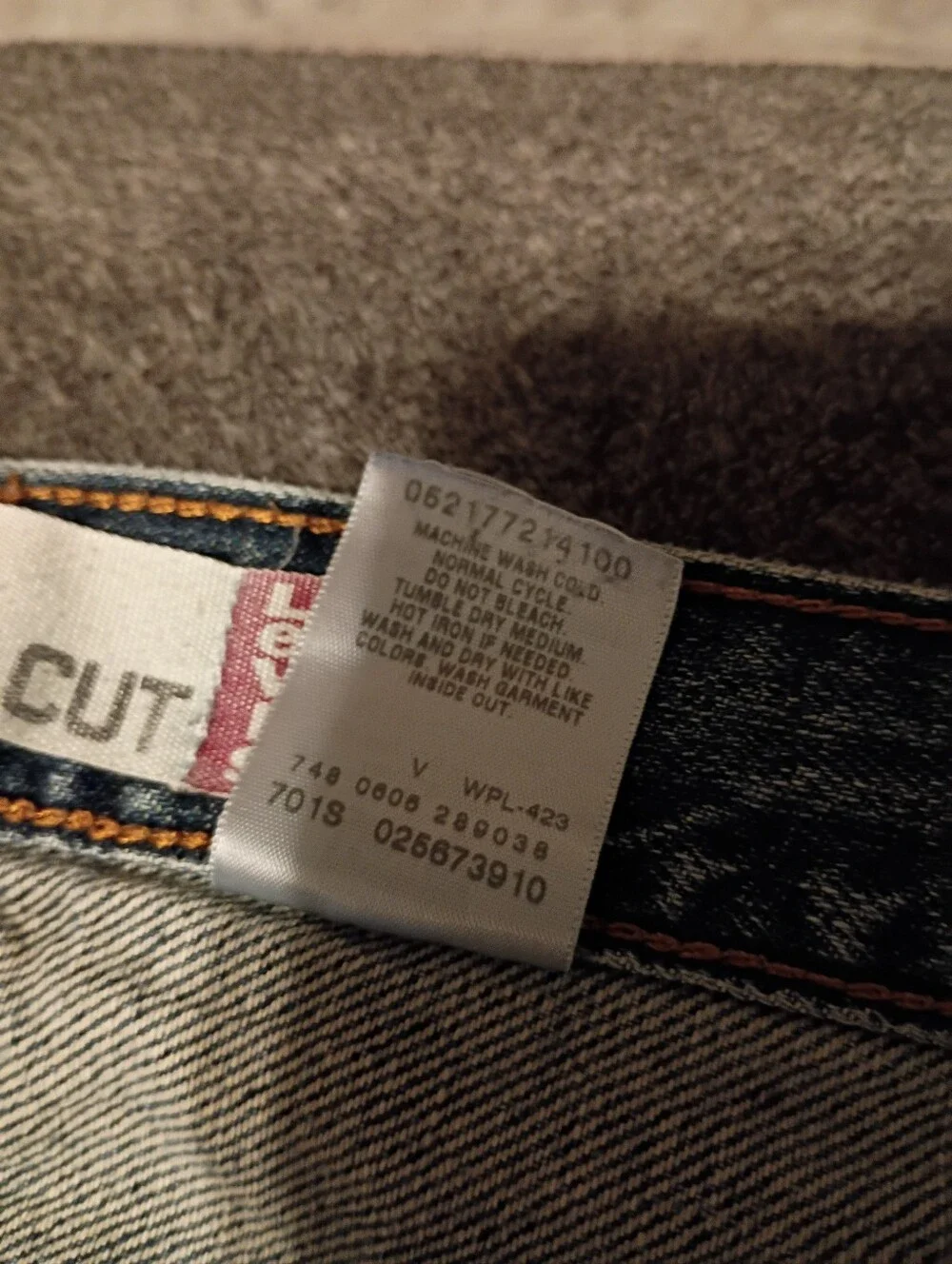 Levi's Men's 567 Loose Bootcut Jeans Size 34x32 With Button Fly
